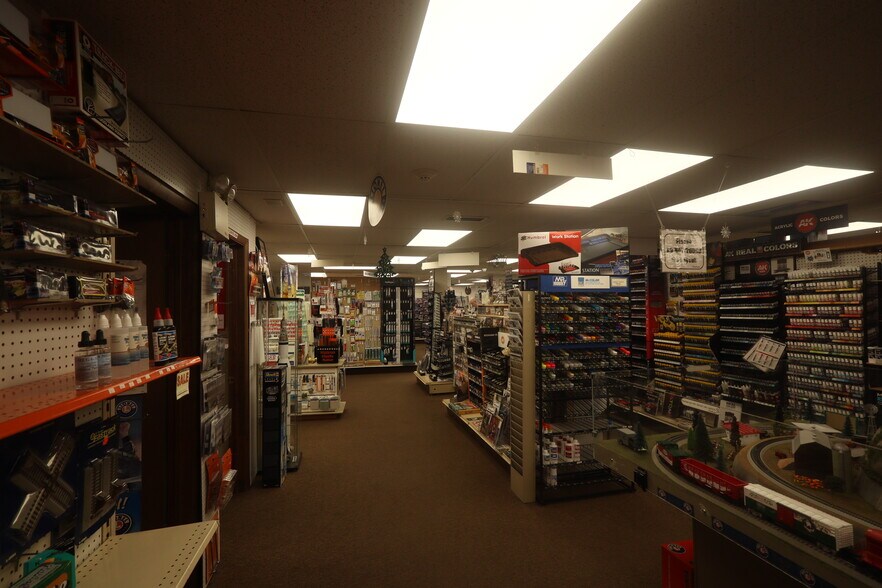 More Photos Of 706 N White Horse Pike, Magnolia Freestanding For Sale