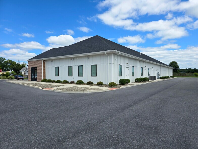 More Photos Of 51 Fallon Ave, Seaford Medical For Lease