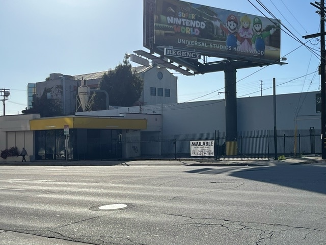 More Photos Of 11151 W Olympic Blvd, Los Angeles Freestanding For Lease