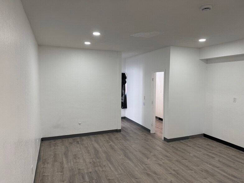 More Photos Of 4305-4309 Euclid Ave, San Diego Storefront For Lease