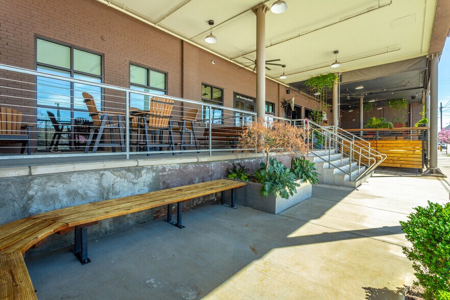 More Photos Of 201 W Main St, Chattanooga Office Residential For Sale