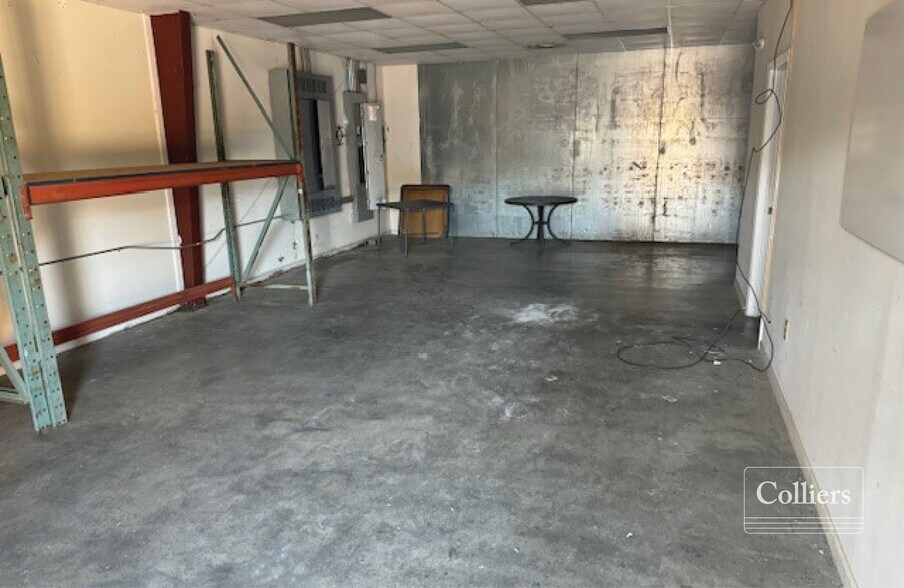 More Photos Of 816 Buff St, West Columbia Warehouse For Lease