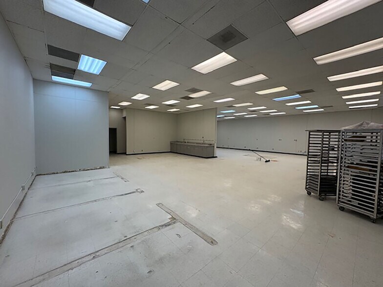 More Photos Of 2814-2828 Sepulveda Blvd, Torrance Unknown For Lease