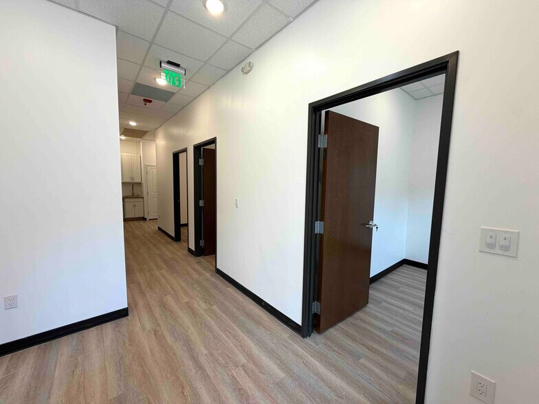 More Photos Of 11583 Independence Pky, Frisco Medical For Sale