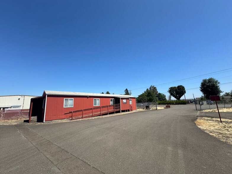 More Photos Of 8685 Portland Rd NE, Salem Industrial For Lease