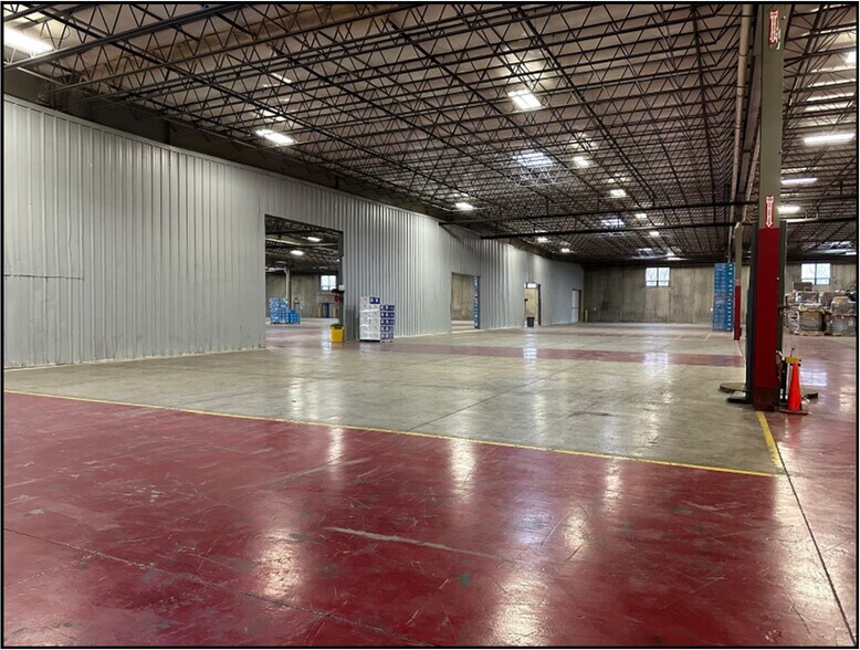 More Photos Of 3610 Independence Dr, Fort Wayne Warehouse For Lease