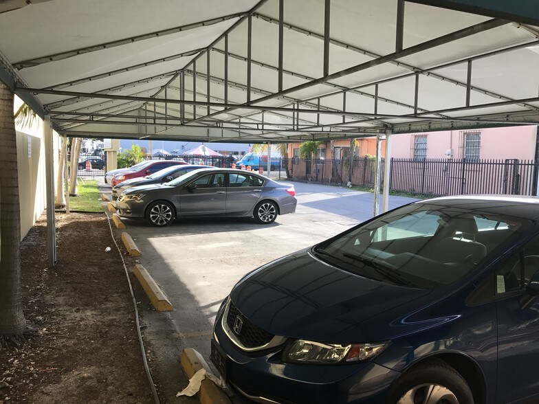 More Photos Of 1772 W Flagler St, Miami Medical For Sale