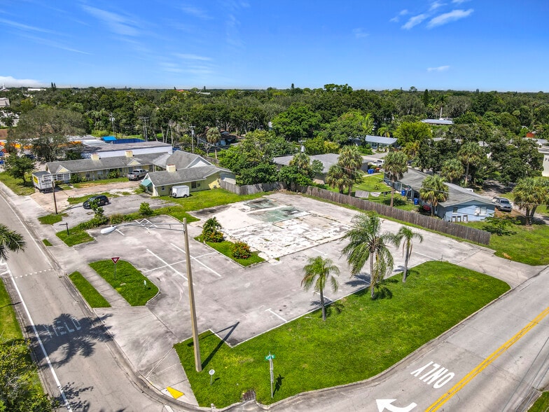 More Photos Of 810 21st St, Vero Beach Land For Sale