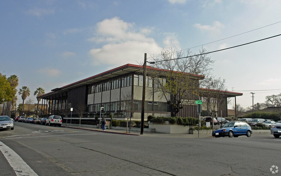 Primary Photo Of 420 W Acacia St, Stockton Medical For Lease