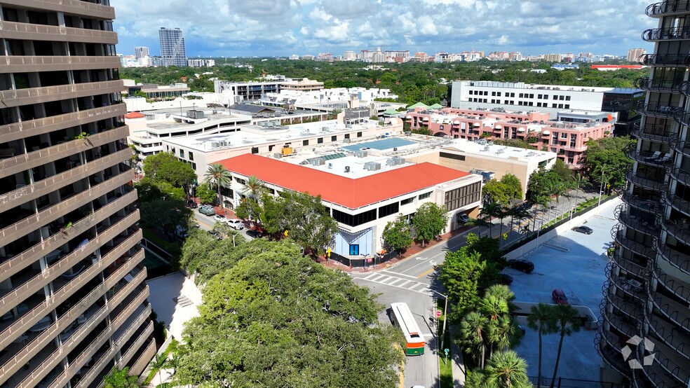 Primary Photo Of 3390 Mary St, Coconut Grove Coworking Space