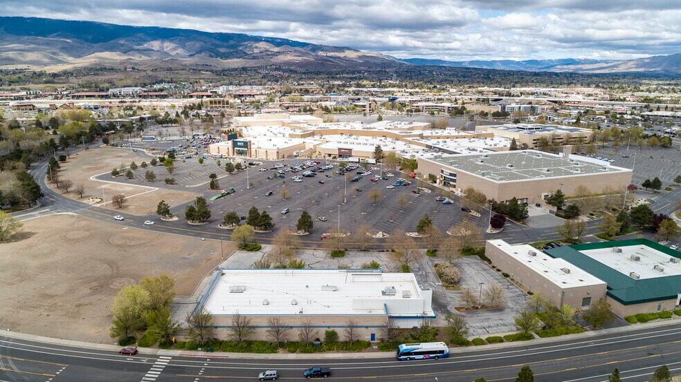 More Photos Of 5000 Meadowood Mall Cir, Reno Unknown For Lease
