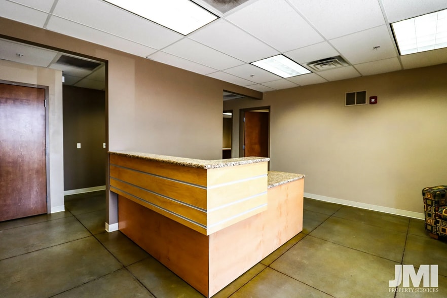 More Photos Of 795 E Factory Dr, St George Flex For Lease