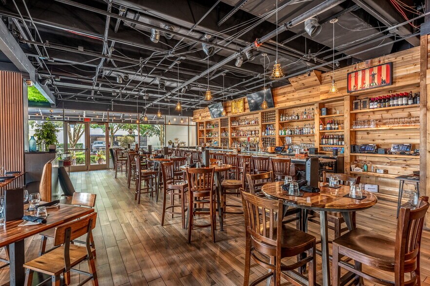 More Photos Of 100 S Eola Dr, Orlando Apartments For Lease