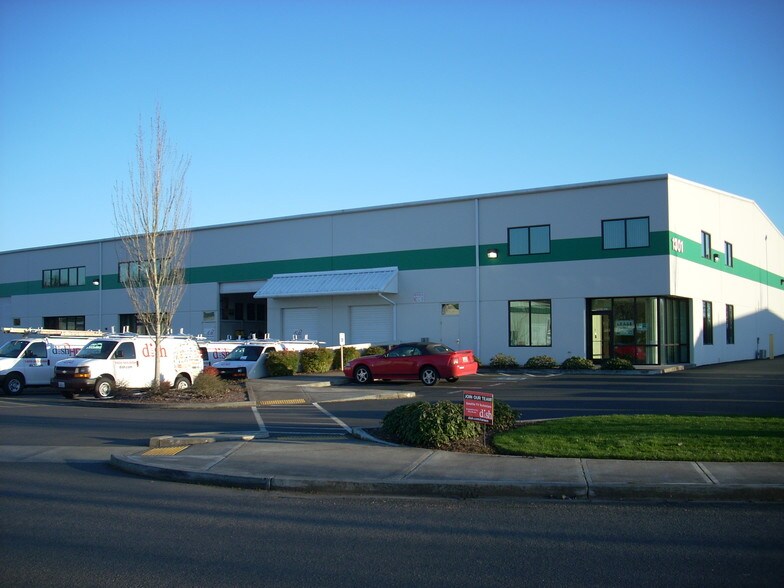 More Photos Of 1101 NE 144th St, Vancouver Unknown For Lease