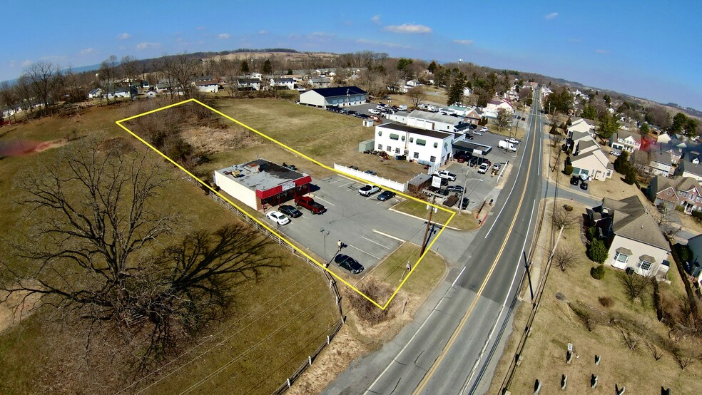 Primary Photo Of 615 S Main St, Woodsboro Restaurant For Sale