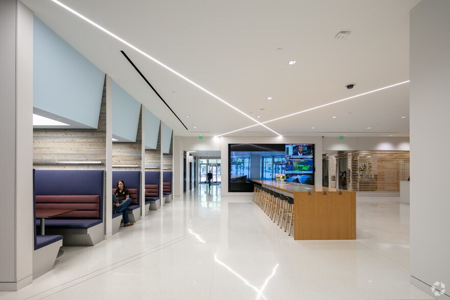 More Photos Of 101 Marietta St NW, Atlanta Office For Lease