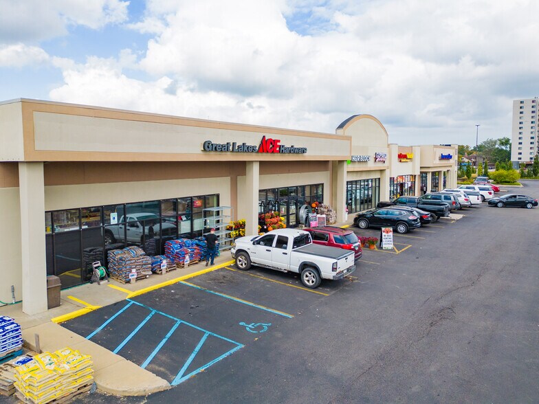 More Photos Of 25005-25029 Van Dyke Ave, Center Line Freestanding For Lease