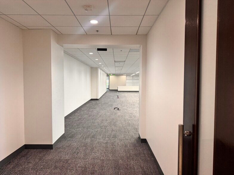 More Photos Of 2151 E Grand Ave, El Segundo Office For Lease