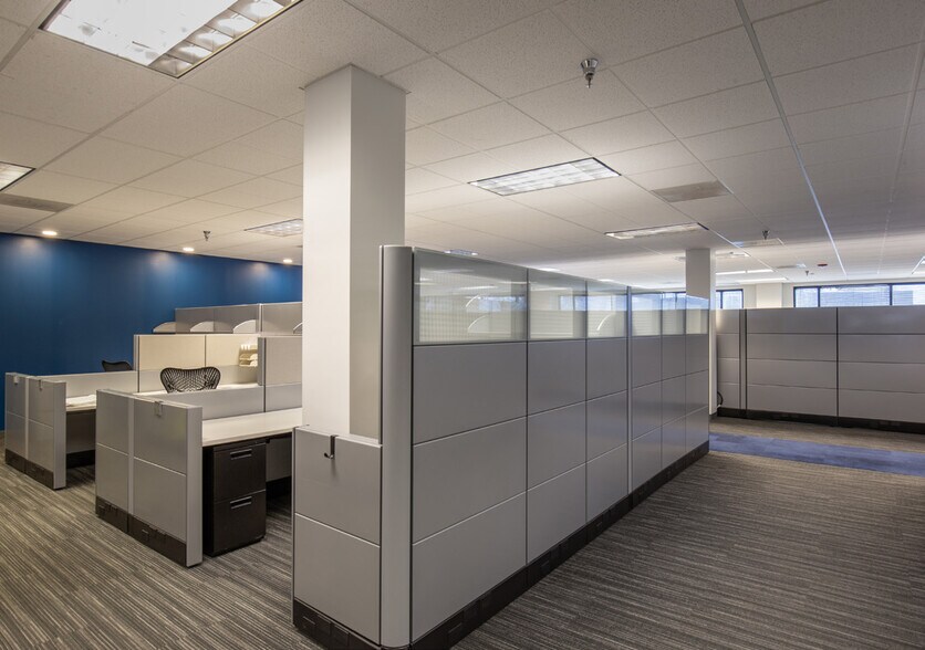 More Photos Of 7400 W 129th St, Overland Park Office For Sale