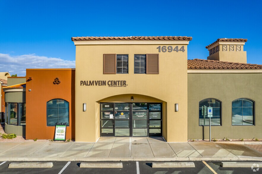 More Photos Of 16944 W Bell Rd, Surprise Medical For Lease