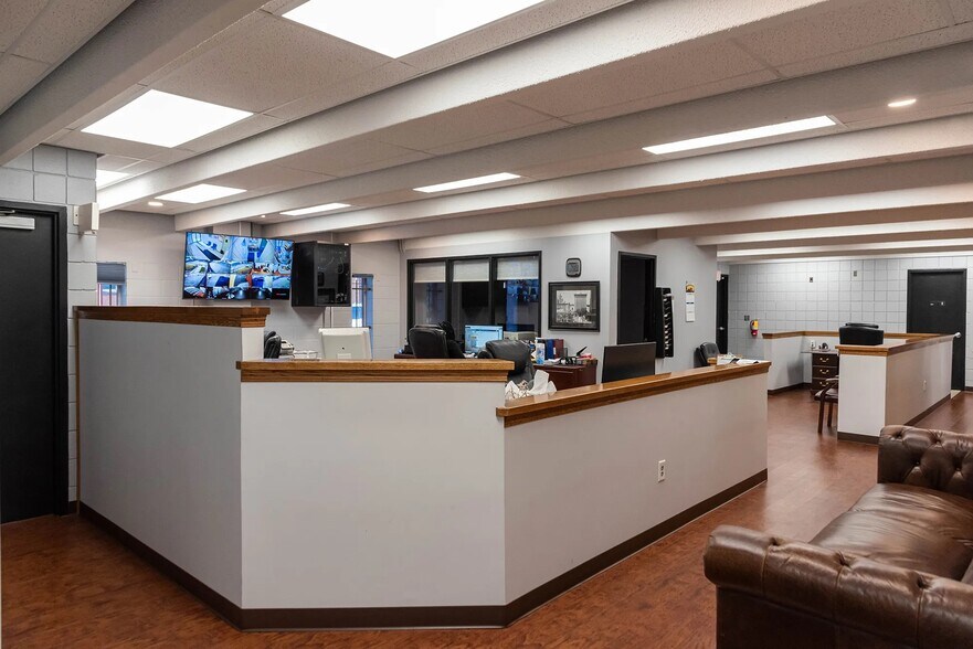 More Photos Of 2270 Ashland Ave, Toledo Lodge Meeting Hall For Sale