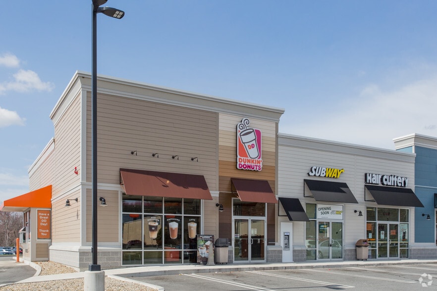 More Photos Of 206 Ballardvale St, Wilmington Freestanding For Lease