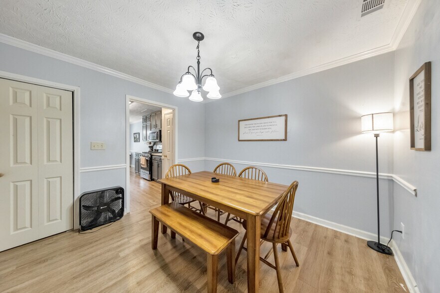 More Photos Of 2814 Briar Hill Ln SE, Conyers Multifamily For Sale