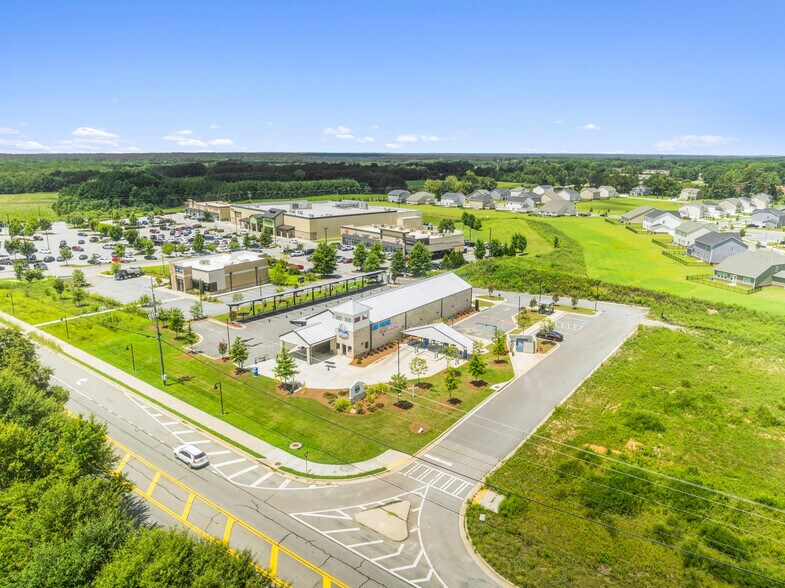 More Photos Of 3555 Highway 81 E, McDonough Carwash For Sale