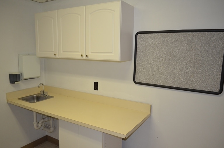 More Photos Of 283 2nd Street Pike, Southampton Office For Sale
