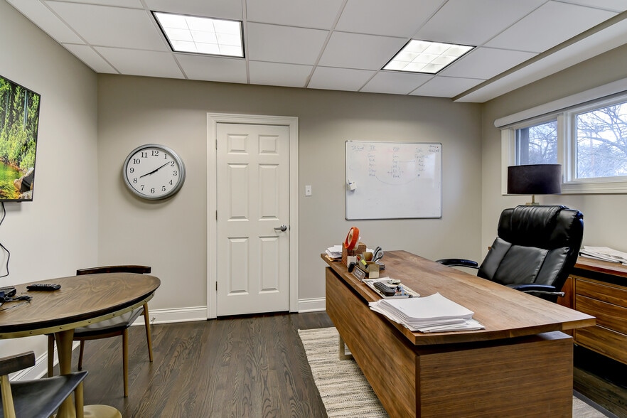 More Photos Of 103 E Ogden Ave, Clarendon Hills Medical For Sale