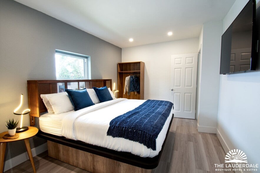 More Photos Of 505 SE 16th St, Fort Lauderdale Hotel For Sale