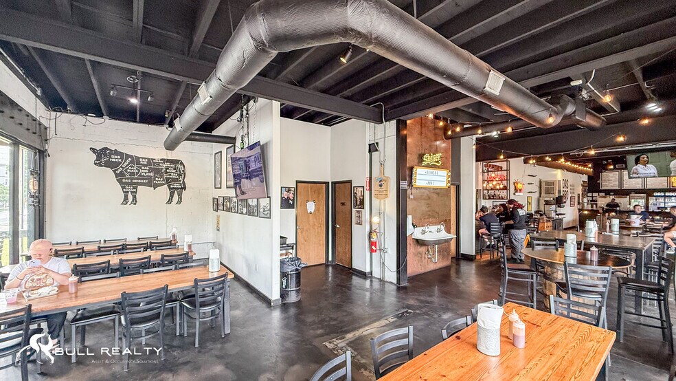 More Photos Of 350 SE Memorial Dr, Atlanta Restaurant For Sale