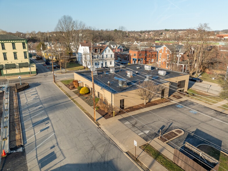 More Photos Of 600 Ligonier St, Latrobe Medical For Sale