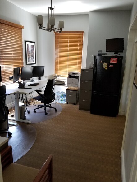 More Photos Of 19 N Bridge Ave, Red Bank Office For Lease