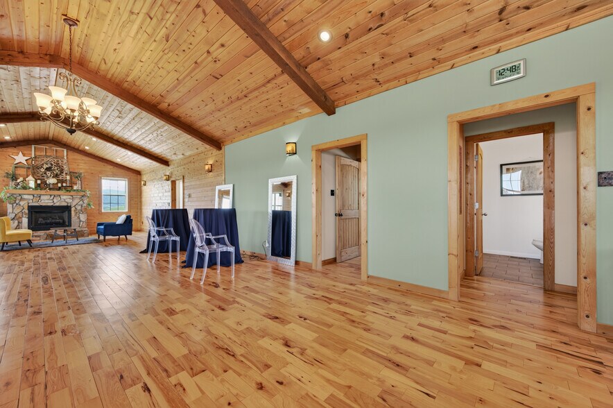 More Photos Of 639 Wagon Wheel Rd, Elk Creek Lodge Meeting Hall For Sale