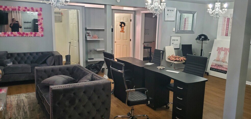 More Photos Of 2375 Richmond Rd, Staten Island Office Residential For Lease