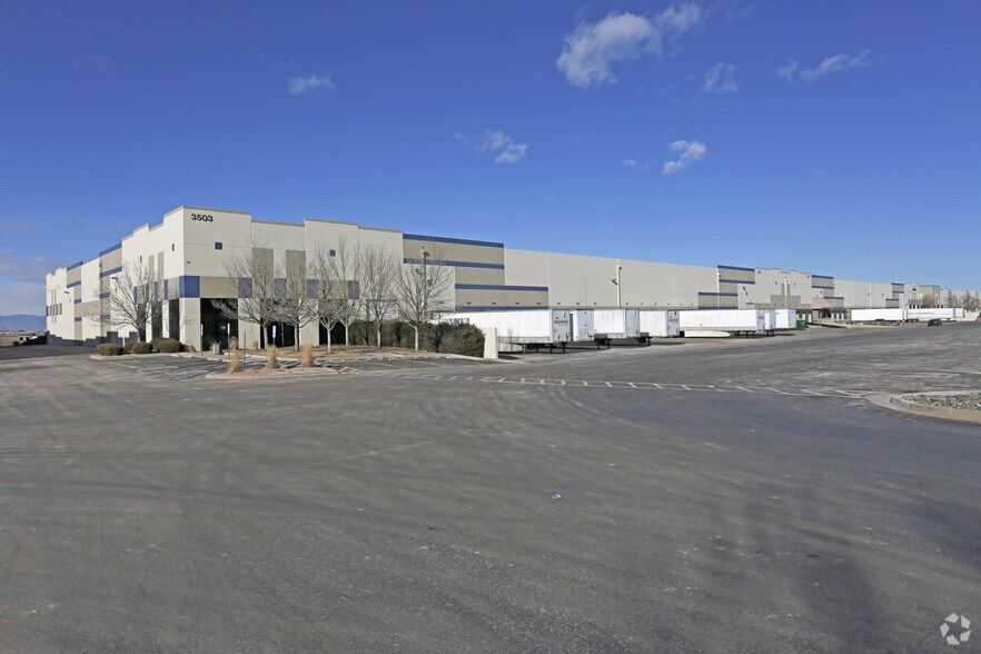 Primary Photo Of 3503-3593 N Windsor Dr, Aurora Warehouse For Lease