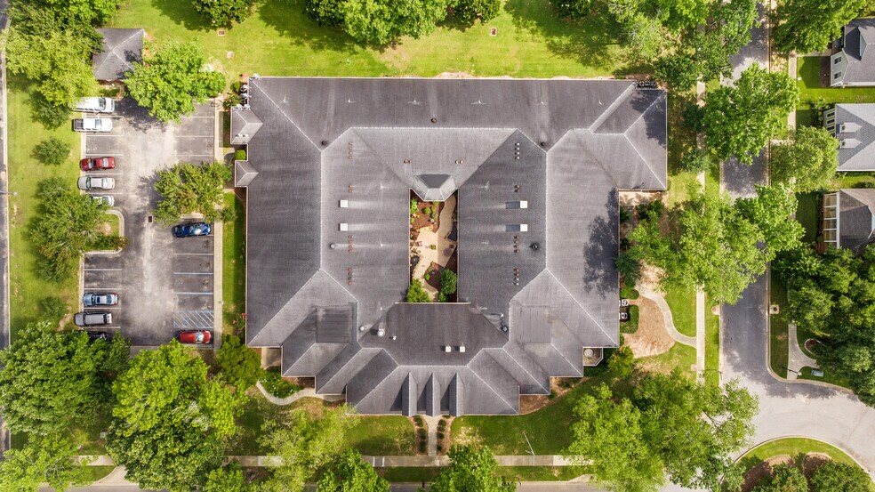 More Photos Of 10171 Papa George St, Daphne Congregate Senior Housing For Lease