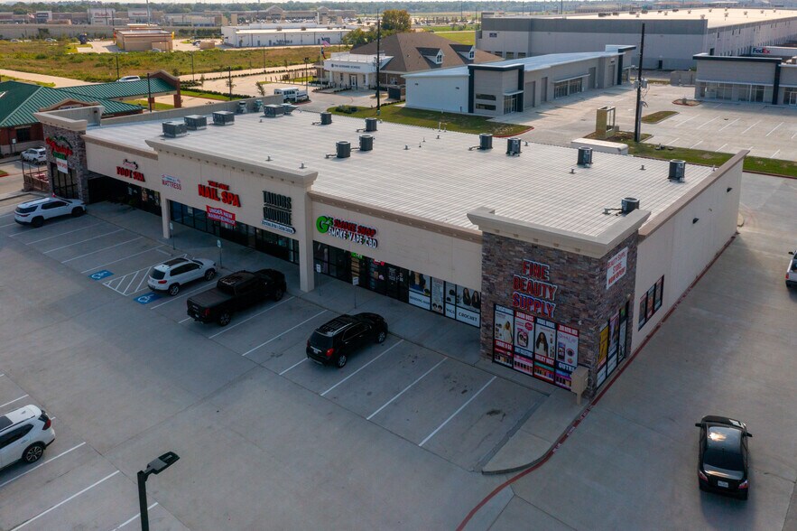 More Photos Of 23135 Morton Ranch, Katy Storefront For Lease