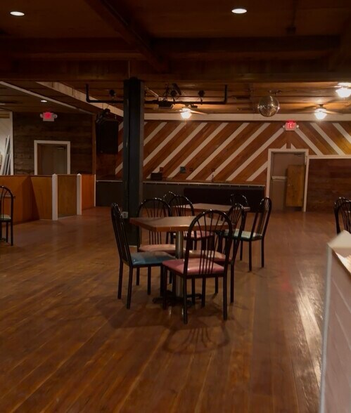 More Photos Of 4701 E Moody Blvd, Palm Coast Restaurant For Sale