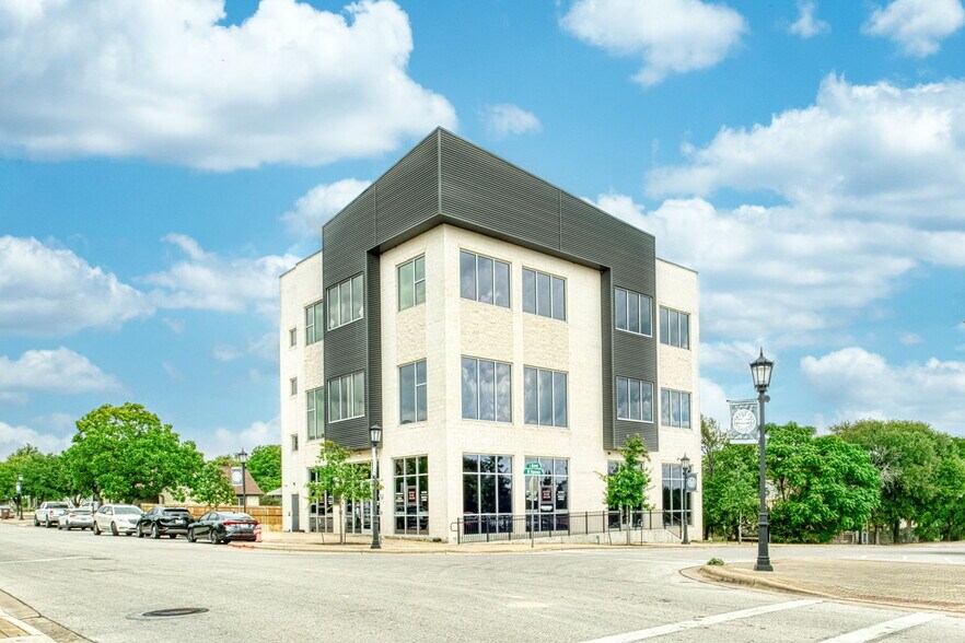 More Photos Of 211 S Brown St, Round Rock Medical For Lease