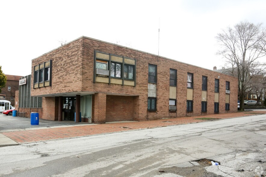 Primary Photo Of 13308 Euclid Ave, East Cleveland Office For Lease