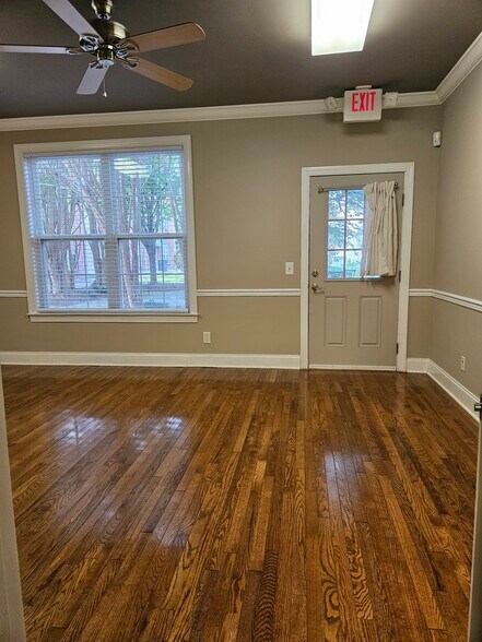 More Photos Of 321 Billingsly Ct, Franklin Loft Creative Space For Lease
