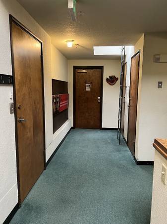 More Photos Of 101 N Citrus Ave, Covina Medical For Lease