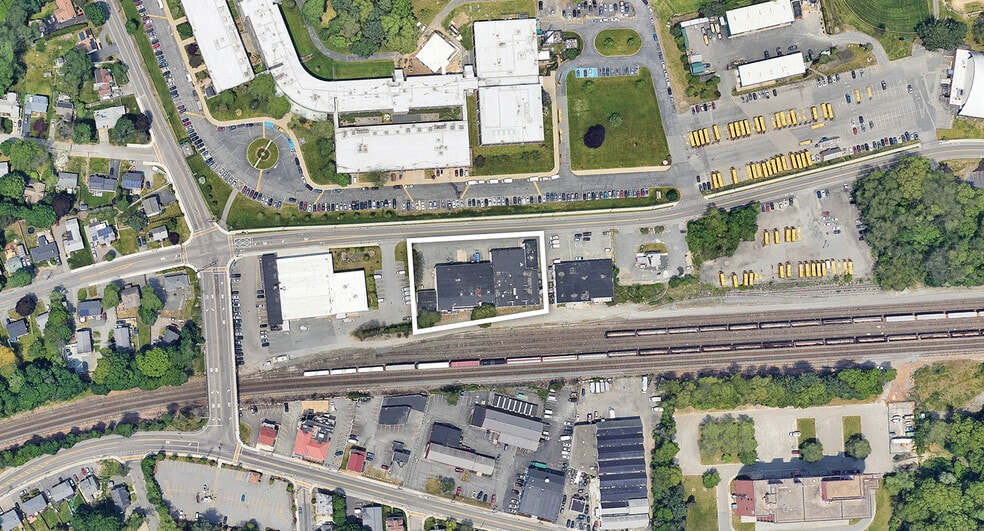 More Photos Of 190 Fountain St, Framingham Manufacturing For Sale