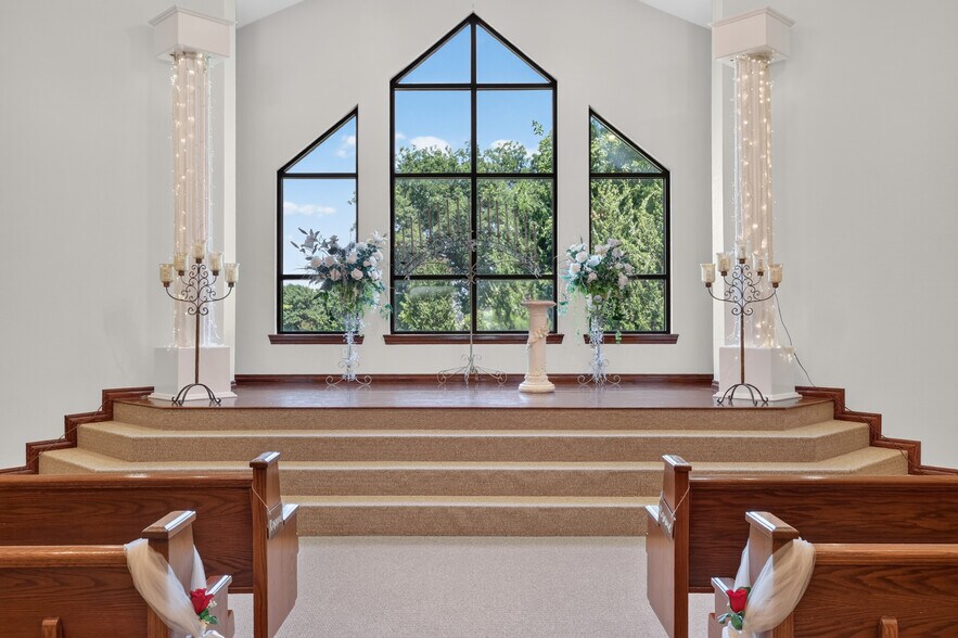 More Photos Of 33429 NCR 3270 Rd, Davis Lodge Meeting Hall For Sale