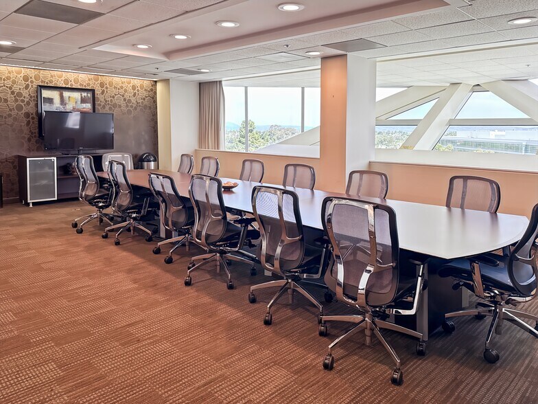 More Photos Of 303 Twin Dolphin Dr, Redwood City Coworking Space