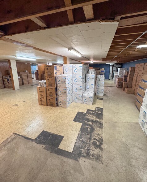 More Photos Of 113 Main St S, Stewartville Storefront For Lease