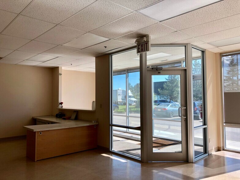 More Photos Of 7203-7221 Roper Rd NW, Edmonton Office For Sale