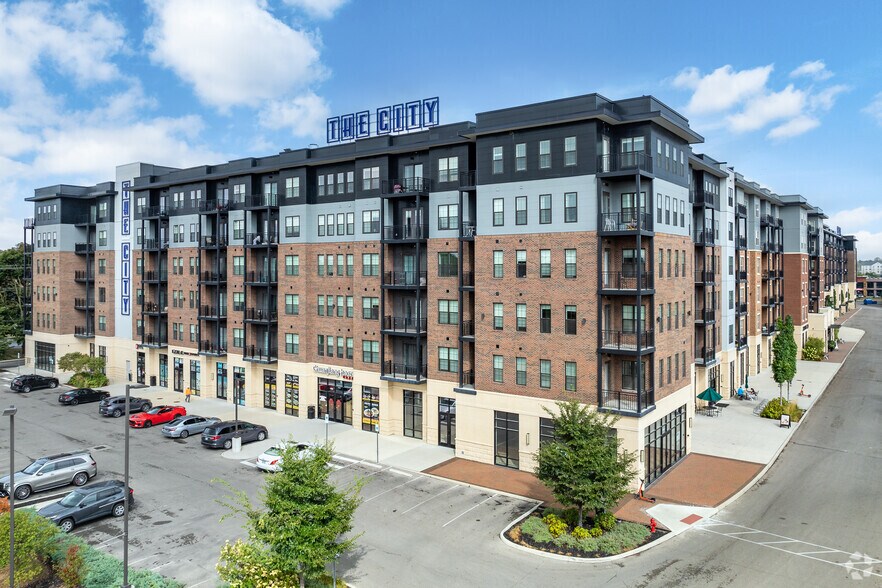 Primary Photo Of 2875 Olentangy River Rd, Columbus Apartments For Lease